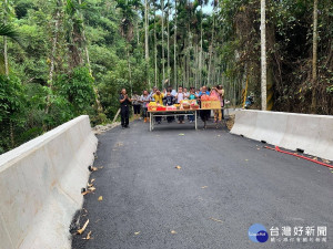 田寮古笨橋重建完成，集集鎮公所辦理通橋儀式。