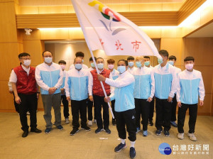 市長侯友宜30日於市政會議上為巧固球代表隊加油打氣，期勉成功挑戰7連霸