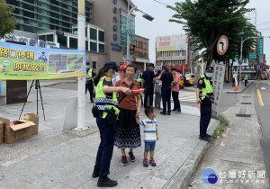 雲林縣警察局配合全國同步展開「路口安全大執法」專案，迄今路口傷亡交通事故較去年同期減少154件，死傷人數亦相對減少，成效顯著。