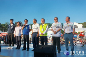 林明溱代表全體縣民歡迎大家來參與盛會。（記者扶小萍攝）
