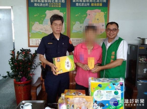 蔦松警方獲悉轄區民眾遭逢劇變，生活陷入困境，主動通報相關單位，並積極聯繫張榮發慈善基金會等社福團體予以援助，善心義舉深獲鄉里好評。