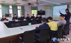 北港警分局辦理新進人員職前講習及實務訓練，加速瞭解警察機關的業務屬性、願景及工作方向，強化應有之服務態度、品德操守與觀念。