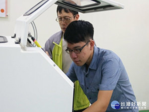 
弘光科技大學生物醫學工程系大三學生莊益淳，善用時間讀書，近十年第一位獲得中華民國生物醫學工程學會109年度張冠諒教授紀念獎學金的科大學生。（記者陳榮昌攝）
