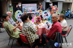 順安淞陽起重公司邀請社區弱勢獨老聯誼餐敘，並致贈重陽敬老金，表達對年長者的尊敬與關心；北港警方到場預防犯罪宣導，提醒長輩們不要受騙。