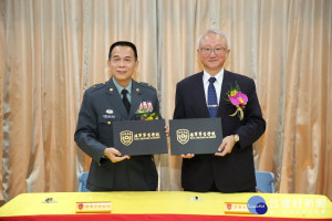 嘉大與陸軍軍官學校簽署策略聯盟協議／嘉義大學提供