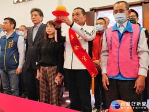 市長侯友宜主持祭典，為在地學子祈求才華泉湧，並贈送明志書院智慧筆、天泉水，象徵客家先民「勤奮耕讀，飲水思源」