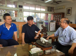 為強化婦幼安全，分局長張文峰秉持行動管理之理念，帶隊走進校園逐一了解安全設施，以及學生上放學交通維護疏導情形。