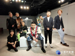國立彰美館推出青創藝廊首展「INNOFASHION」圖／記者鄧富珍攝