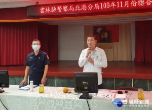 警察局長朱宗泰蒞臨北港警分局參與聯合勤教會議，勉勵基層專注做好治安、交通、為民服務及貫徹風紀要求。