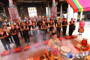 南瑤宮辛丑年笨港進香舉行隆重的秉告上蒼祭典 。
