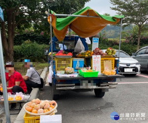 圖為非當事人