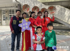 麥寮鄉橋頭、三盛、施厝等社區舉辦性別暴力預防推廣成果展，臺西分局派員宣導性別家暴和校園安全、人口販運、婦幼權益和交通法規等。