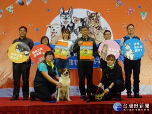 北市增加犬貓認養站　柯文哲呼籲以認養代替購買