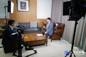 企業主受訪，並撰寫人物故事報導。