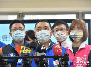 侯友宜21日視察校園受訪強調為守護孩童健康，堅持校園不進萊豬嚴格把關