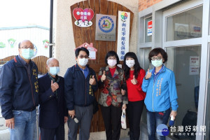 社會局長張錦麗、五股區長洪崇璉、議員蔡淑君、林義一董事長等關懷五股興珍社區
