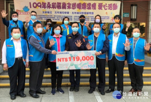 永和分局配合五年級同學會等地方社團，26日下午辦理寒冬送暖，發放物資給轄內需要救助之弱勢家庭，希望發揮雪中送炭、急難救助之精神