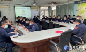 北港警分局舉辦「110年加強重要節日安全維護工作任務講習」，為即將到來的春節全面啟動治安維護、交通疏導與為民服務工作。