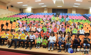 中興高中58名同學上了繁星榜單。（記者扶小萍攝）