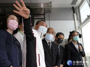 新北市長侯友宜、行政院長蘇貞昌27日親臨特專三用地視察