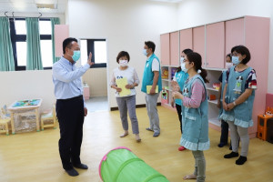 翁章梁前往大林公共托育家園場勘／陳致愷翻攝