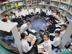 新北市計有5所學校、6位教師及5個團隊獲獎，共計獲獎16件，成績亮眼是全國獲獎數最多