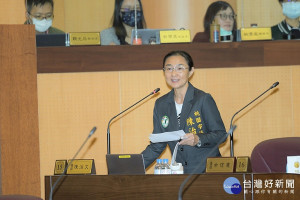 ▲地方與中央合作防堵疫情升溫，陳治文：應向中央爭取更多醫療能量。(圖/市議會提供)

