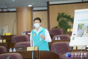 ▲舊司法園區未來規畫使用，黃家齊議員：拆除圍牆打造友善親民空間。(圖/市議會提供)
