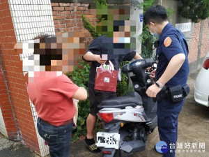 母親節前夕媽媽騎車跨縣市迷路　警助返家過節