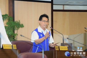 桃園市議會國民黨團副召集人徐其萬。