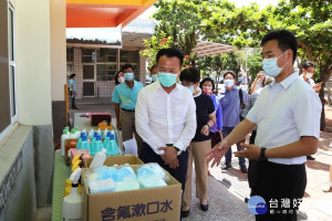 翁章梁前往視察考場防疫整備/陳致愷翻攝