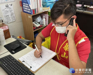 在疫情衝擊下，雲林華山基金會愛心天使站捐款銳減近五成，亟待社會各界協助，一起挺過難關。
