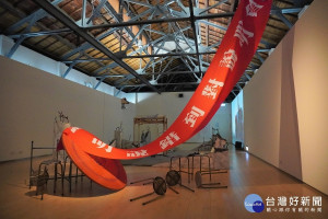 嘉美館「在你不注意的時候請跟我來—倪祥個展」展覽現場／陳致愷翻攝