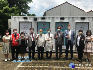 南投縣有移動式正壓採檢艙。（記者扶小萍攝）