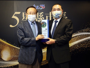 新北市長侯友宜獲五星市長殊榮