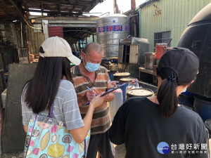 嘉義縣針對廚餘養豬場進行聯合稽查／陳致愷翻攝