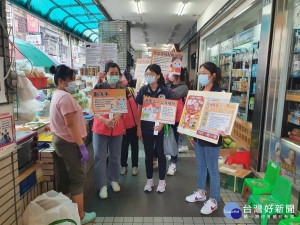 防堵非洲豬瘟 中市府至東協廣場加強移工宣導