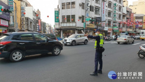 因應秋節連假，嘉義市警方加強交通疏導/陳致愷翻攝