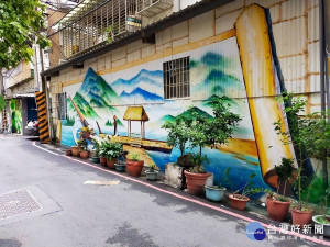 「雙和八景映象」重新營造出融合歷史與新時代的人文風景彩繪牆面也喚起民眾對歷史人文的回憶 
