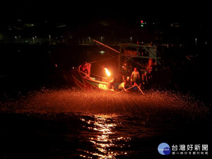 「金山瘋蹦火」除了線上活動網站，提供360度環景體驗，更推出專屬APP輕旅行集點活動