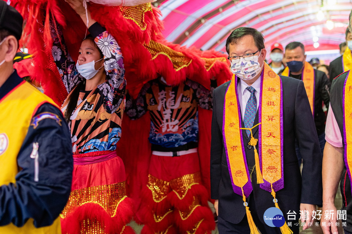 桃園閩臺宮舉辦「媽祖昇天祭」，桃園市長鄭文燦出席祭典活動。