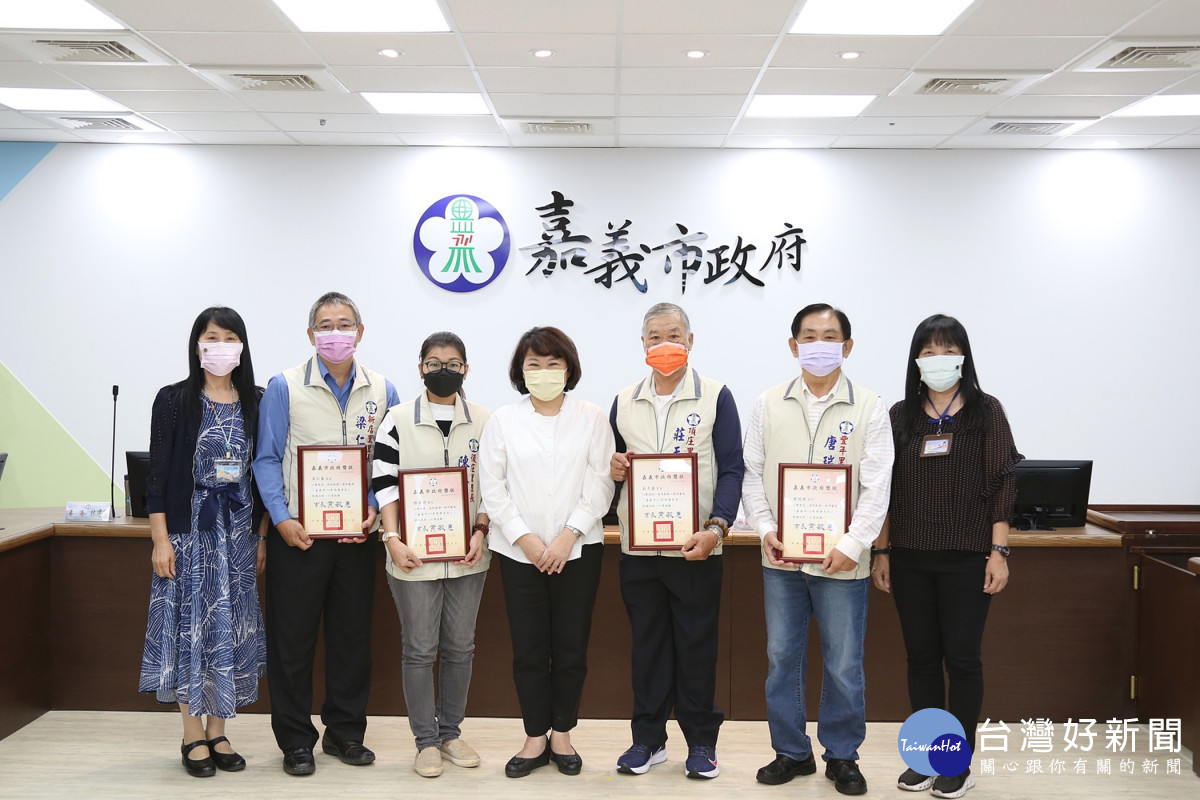 嘉義市表揚特優里長、資深里長／嘉義市府提供