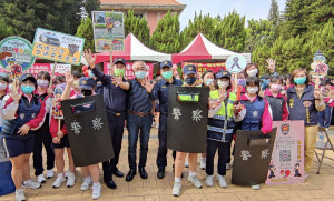 西螺分局以兩項主題活動讓學生體驗/西螺警分局提供