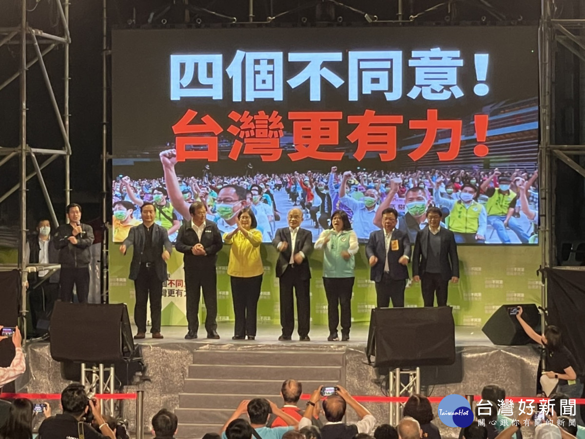 民主進步黨「四個不同意 台灣更有力」公投說明會嘉義市場／李光揚攝影
