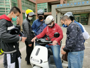 電動自行車訓練班。林重鎣