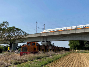 全台唯一3鐵同框打卡景點在這，邀約民眾一同來追五分車/李光揚翻攝