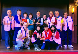 嘉義縣社會局舉辦關懷獨居老人志工隊業務聯繫會報暨研習，頒獎表揚績優獨居老人志工隊／嘉義縣府提供