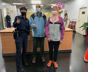指紋建檔立大功，斗六警助迷失老婦返家 /斗六警分局提供