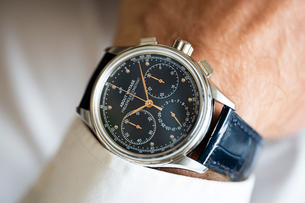 1988 Flyback 計時腕錶藍色限量版(42mm),全球限量50只,售價119,000元。(圖/About Vintage提供)