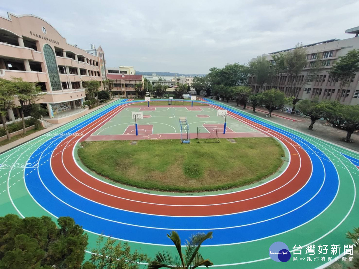 村上國小百年校慶，PU跑道啟用。圖／彰化縣政府提供